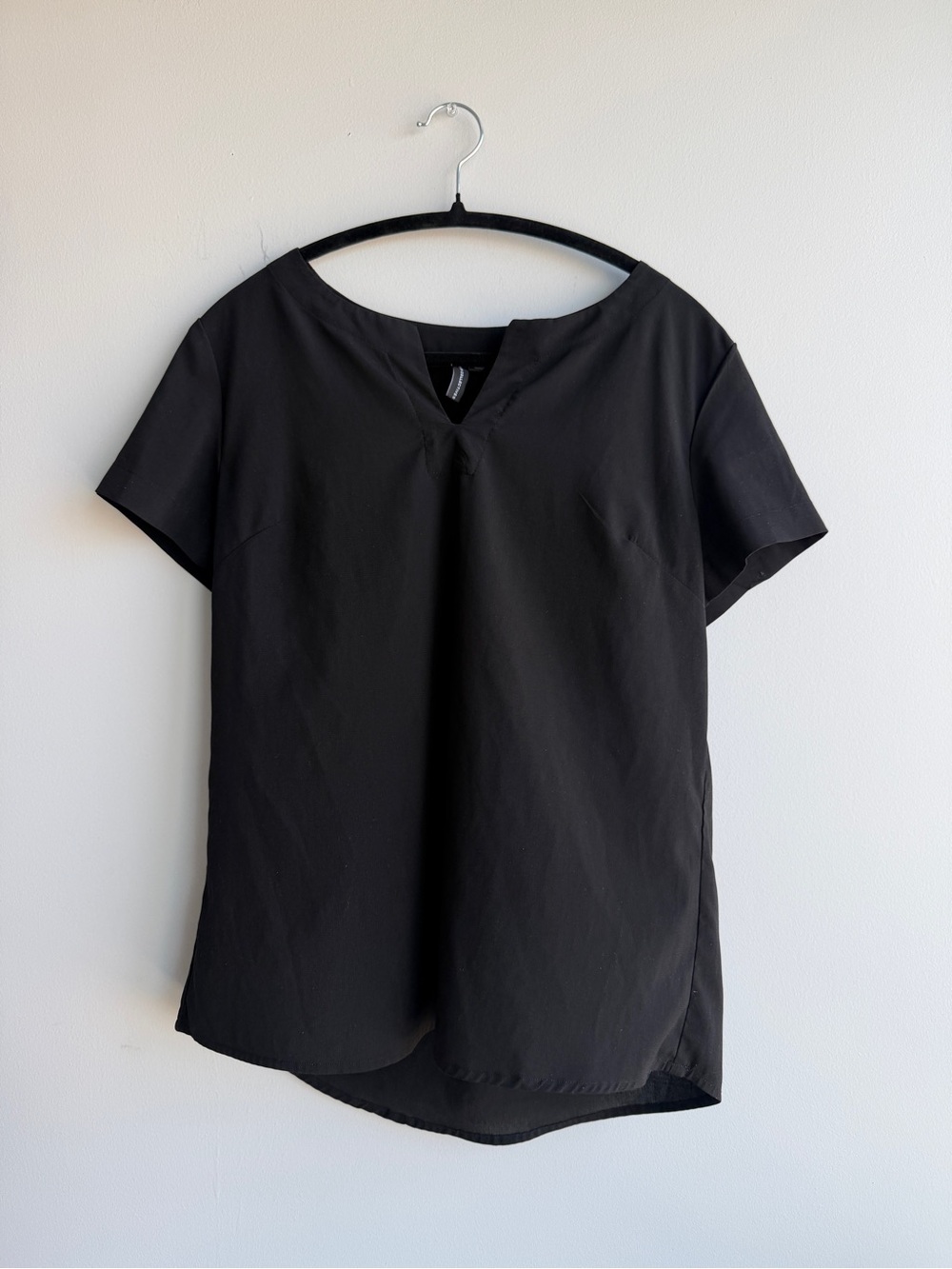 Design Collective  Women's Short Sleeve V-Neck Top work uniform